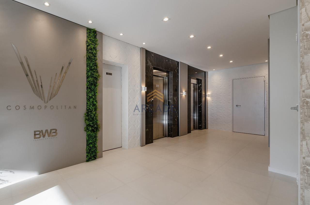HALL COSMOPOLITAN